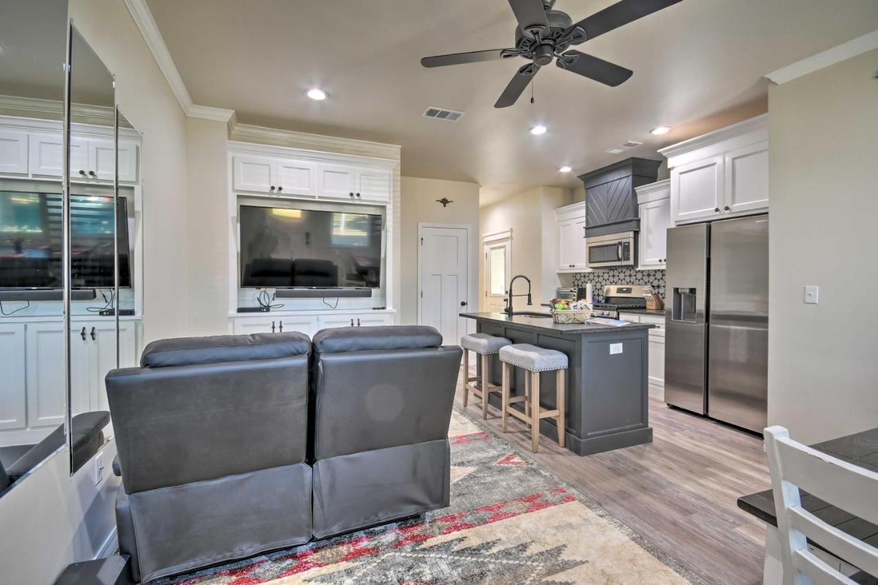 Bright Amarillo Townhome Near Parks And Town! Экстерьер фото